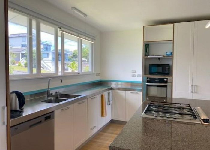  at 85 Pacific Parade, Army Bay, Rodney, Auckland