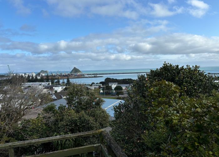  at 11 South Road, Moturoa, New Plymouth, Taranaki