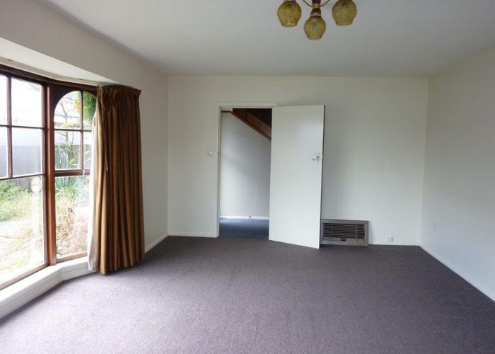  at 12 Brookby Crescent, Avonhead, Christchurch City, Canterbury