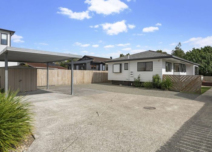  at 11B Bay Street, Red Beach, Whangaparāoa
