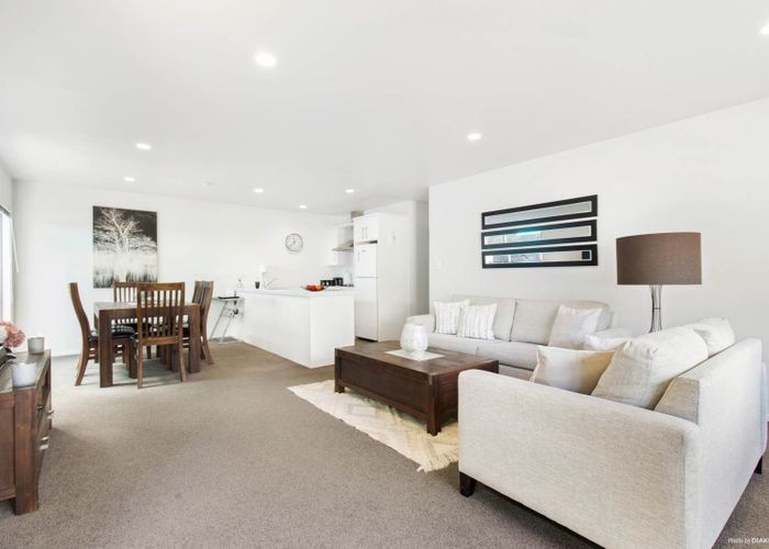  at 30 Carento Way, Stanmore Bay, Whangaparaoa