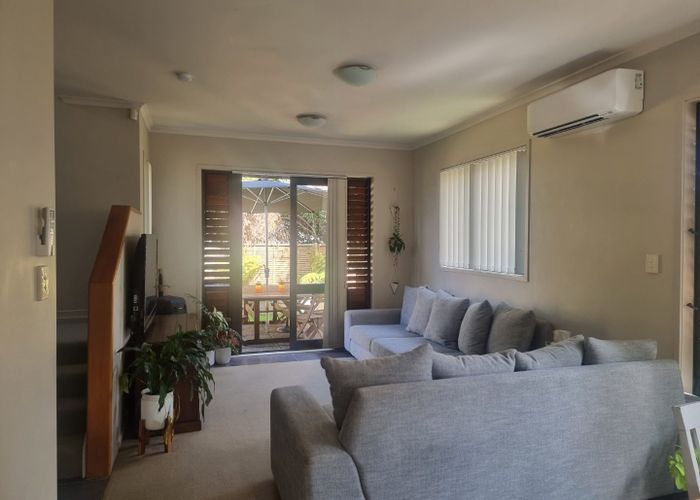  at 25 Ashurst Lane, Greenhithe, North Shore City, Auckland