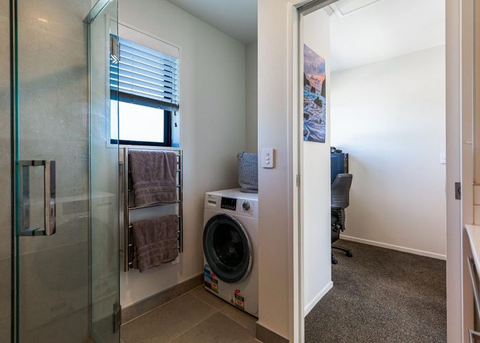  at 2/66 Metcalfe Road, Ranui, Auckland