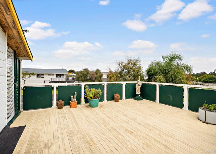  at 2 Keven Road, Pukekohe