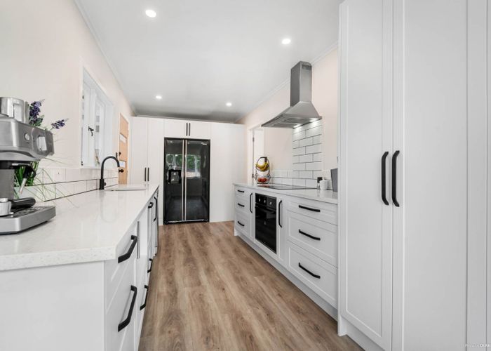  at 52 Metcalfe Road, Ranui, Auckland