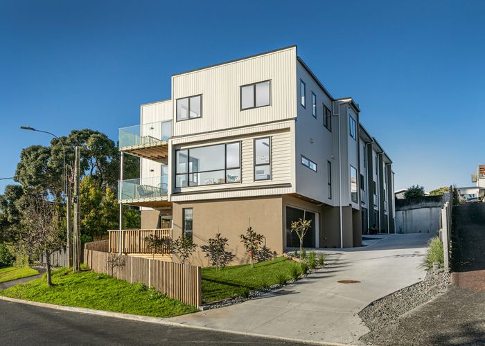  at 1/20 Penzance Road, Mairangi Bay, North Shore City, Auckland