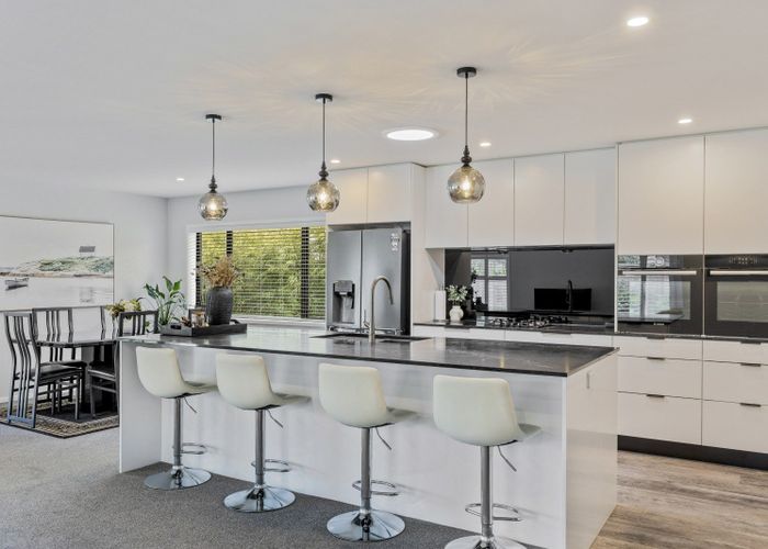  at 519 Mangorei Road, Highlands Park, New Plymouth, Taranaki