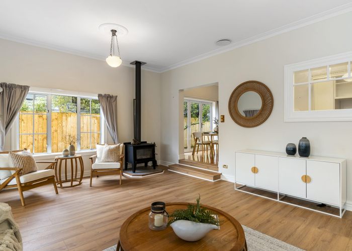  at 33 Churchill Road, Cockle Bay, Manukau City, Auckland