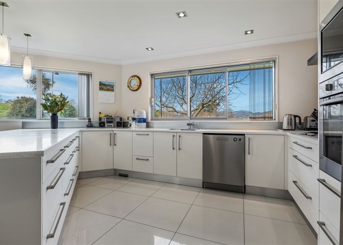  at 2 Donovan Place, Aidanfield, Christchurch