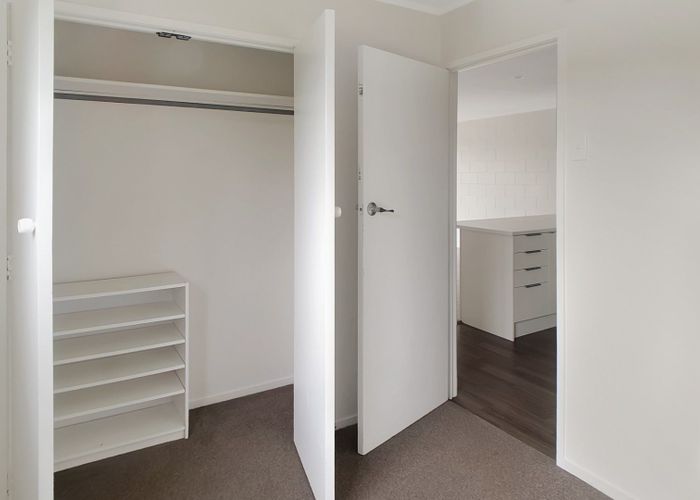  at 11/15 Queen Mary Avenue, New Lynn, Waitakere City, Auckland