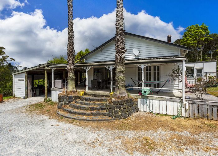  at 15 Waitakere Road, Waitakere, Waitakere City, Auckland