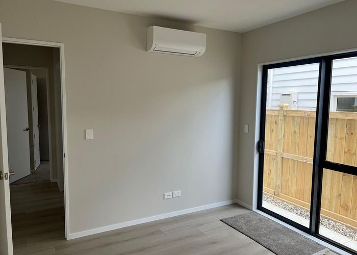  at 32A Castlebane Drive, Flat Bush, Manukau City, Auckland