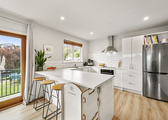  at 58 Bell Street, Tawa, Wellington