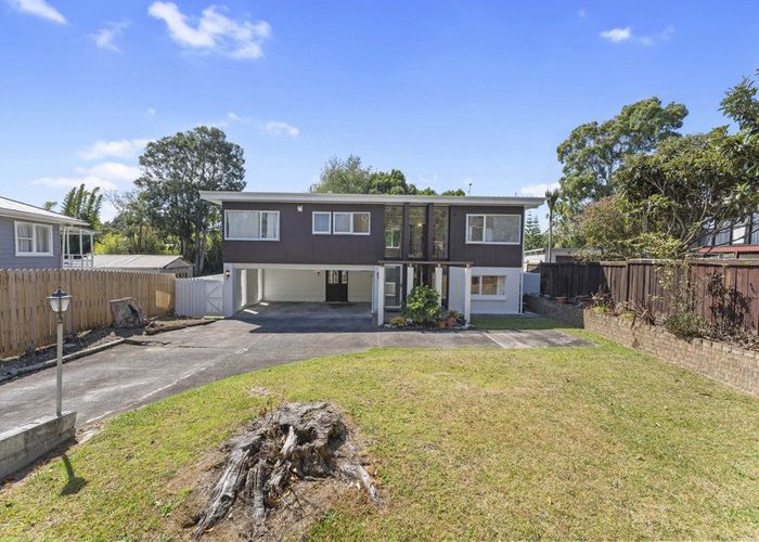 at 14 Lawrence Crescent, Hillpark, Auckland