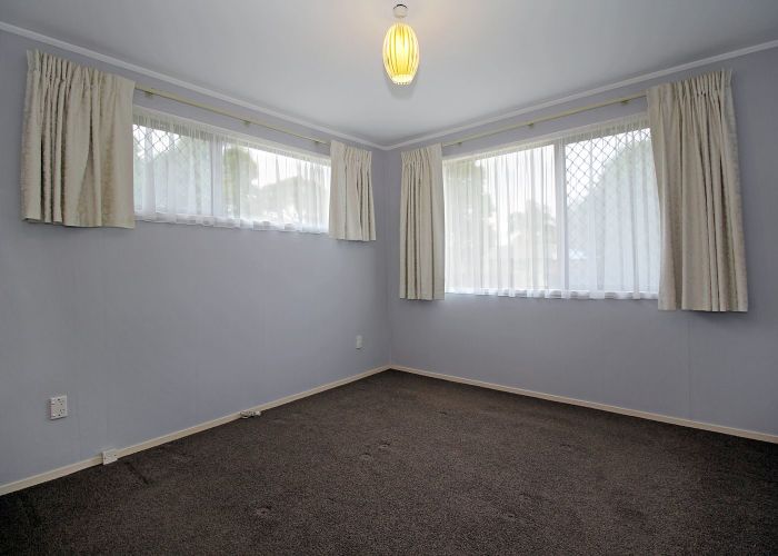  at 10 Luanda Drive, Ranui, Waitakere City, Auckland