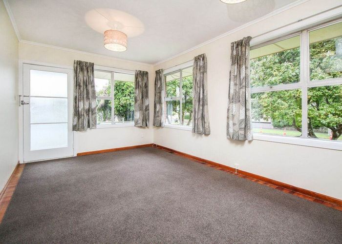  at 1/15 Matipo Street, Mount Eden, Auckland City, Auckland