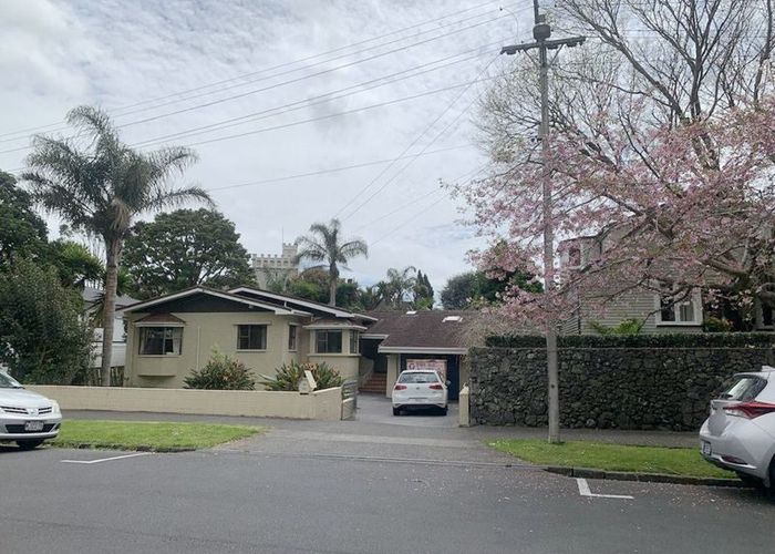  at 15 Glenfell Place, Epsom, Auckland City, Auckland