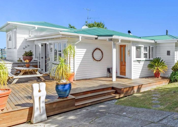  at 8 Church Bay Road, Oneroa, Waiheke Island
