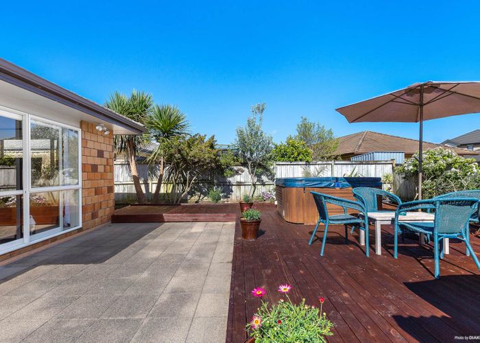  at 10 Allerton Place, Wattle Downs, Auckland