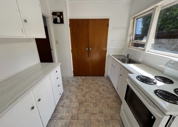  at 2/1 Halesowen Avenue, Sandringham, Auckland City, Auckland