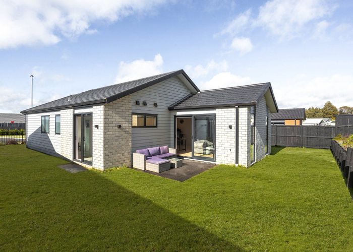  at 11 Temepara Drive, Temple View, Hamilton