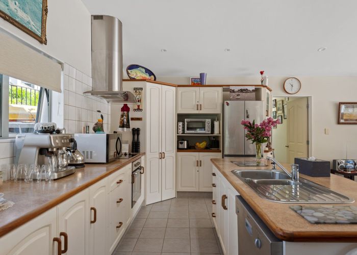  at 8 Harbour View Heights, Picton