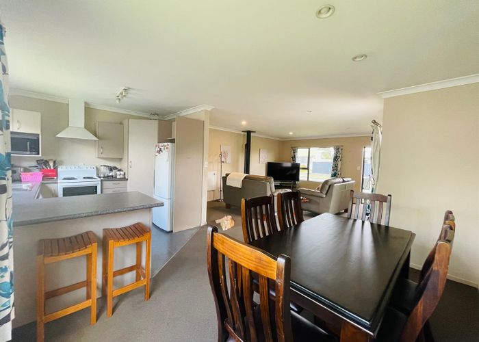 at 5 Magdalen Crescent, Pirimai, Napier