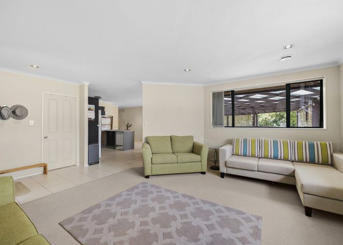  at 21 Cartmel Avenue, Massey, Auckland