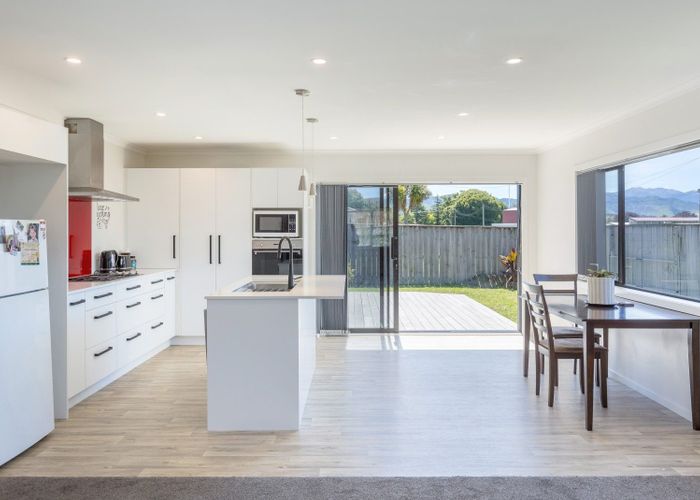  at 4 Devon Lane, Carterton, Carterton, Wellington