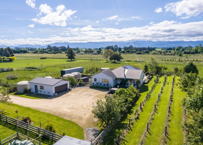  at 39 Carters Line, Carterton, Carterton, Wellington