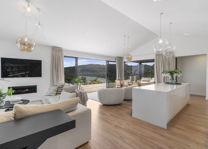  at 33 Whakamoenga Point, Acacia Bay, Taupo, Waikato