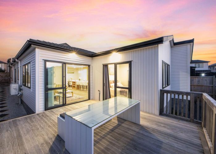 at 28 Bushfield Drive, Flat Bush, Manukau City, Auckland