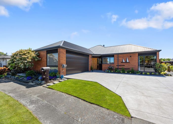  at 6 Astor Place, Halswell, Christchurch City, Canterbury