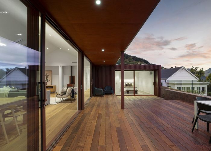  at 42A Canterbury Street, Lyttelton, Banks Peninsula, Canterbury