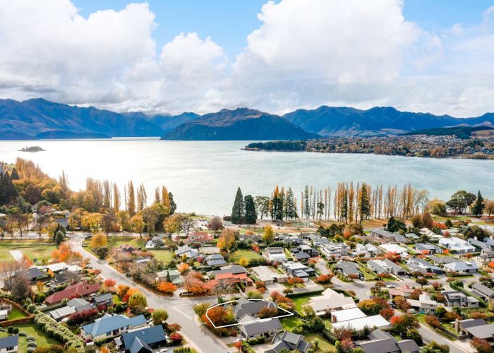  at 92 Meadowstone Drive, Wanaka