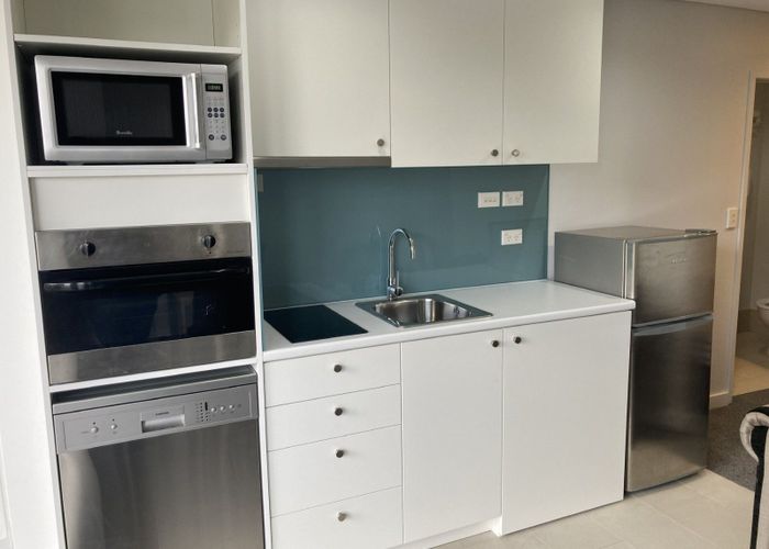  at 605/37 Symonds Street, Grafton, Auckland City, Auckland
