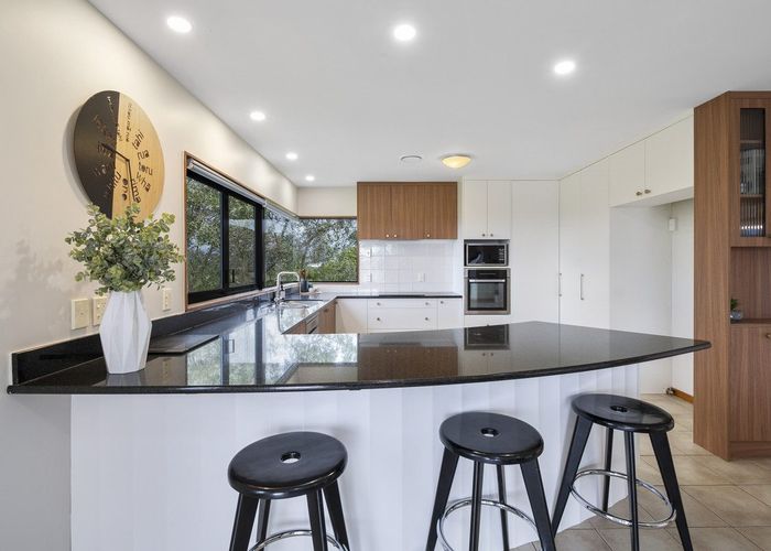  at 33 Ruapehu Drive, Fitzherbert, Palmerston North