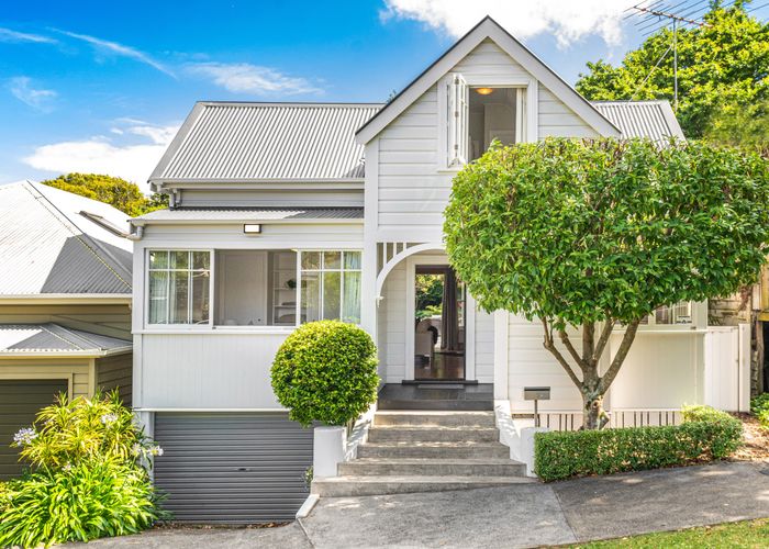  at 9 Alberon Street, Parnell, Auckland