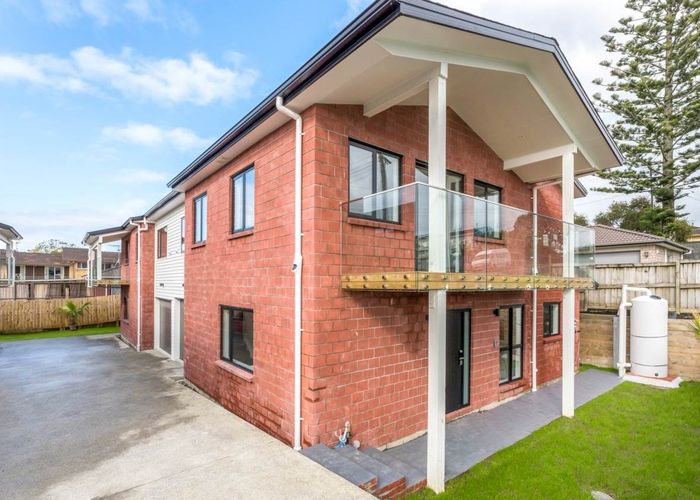  at 87A Lynwood Road, New Lynn, Auckland