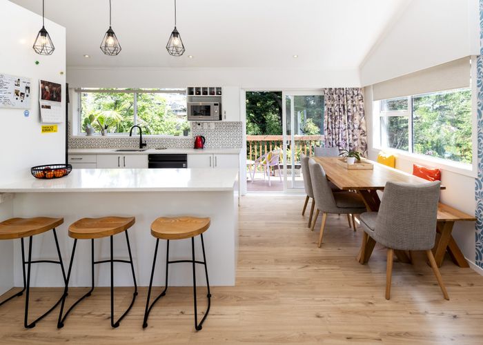  at 12 Cheriton Road, Mellons Bay, Manukau City, Auckland