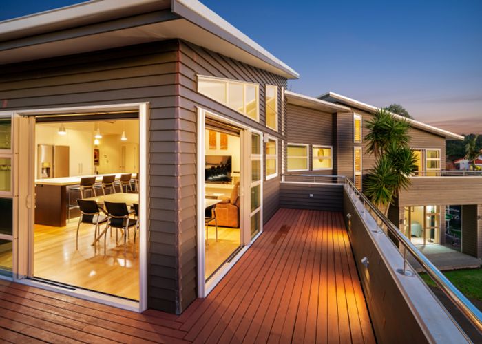 Free property data for 12 Foothills Lane, Glen Eden, Auckland homes.co.nz