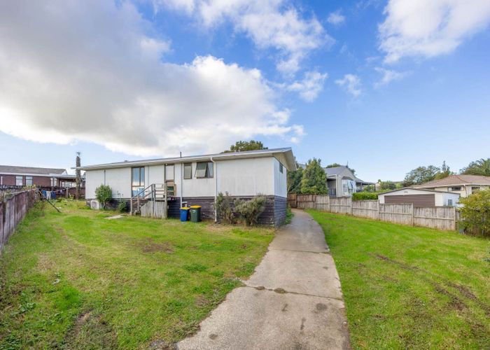  at 141 Moire Road, West Harbour, Waitakere City, Auckland