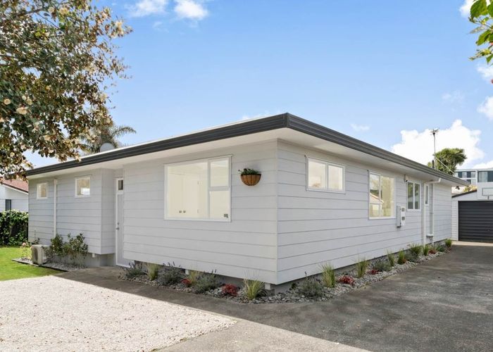  at 43A Graham Avenue, Te Atatu Peninsula, Auckland