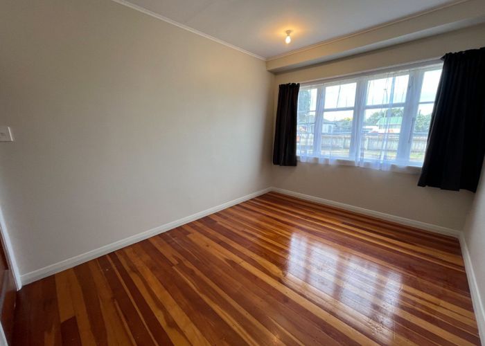  at 16 Millar Street, Terrace End, Palmerston North, Manawatu / Whanganui