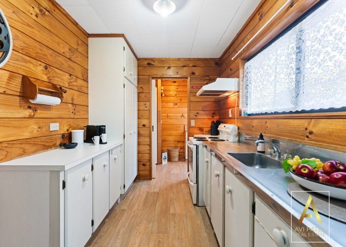  at 1/9 Te Kanawa Crescent, Henderson, Auckland