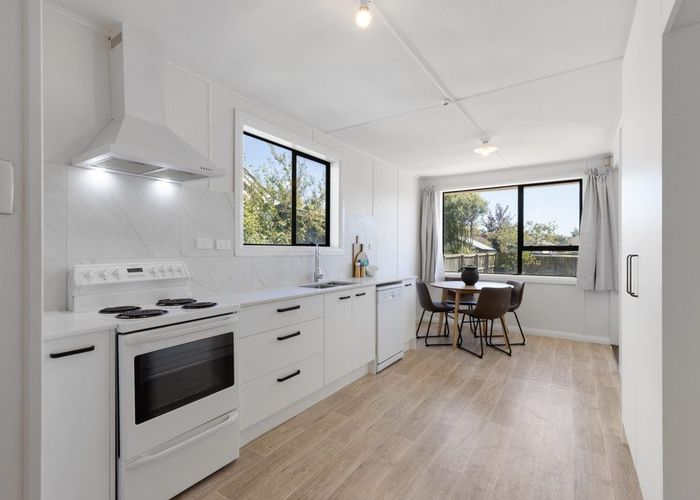  at 14 De Havilland Street, Hornby, Christchurch City, Canterbury