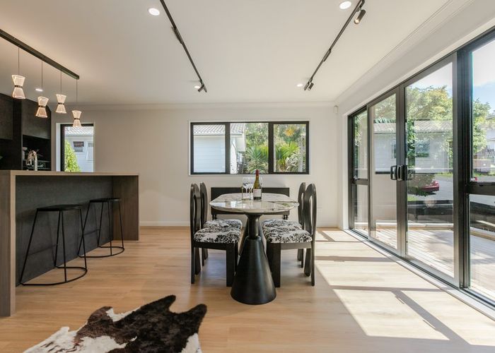  at 15A Lavery Place, Sunnynook, North Shore City, Auckland