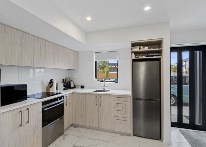  at 11/12 Freyberg Avenue , Riccarton, Christchurch City, Canterbury