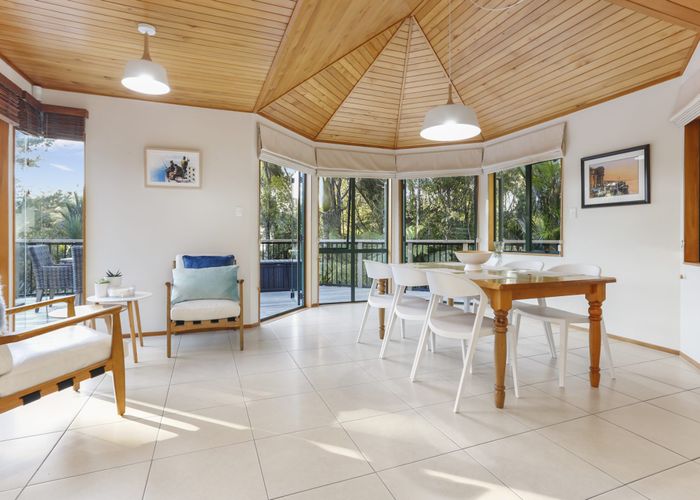  at 22 Cochran Road, Oratia, Auckland