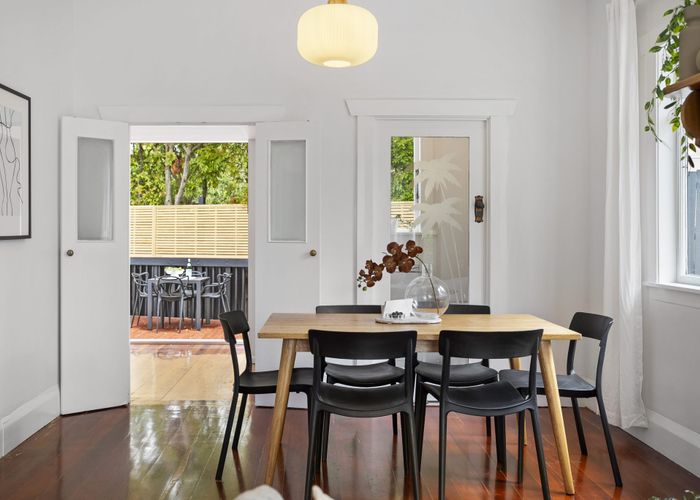  at 8 Quadrant Road, Onehunga, Auckland